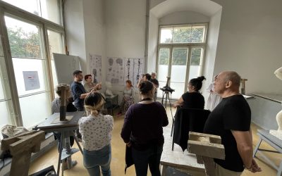 Odkrywanie technik rzeźbiarskich w ramach „Kultury dostępnej”
