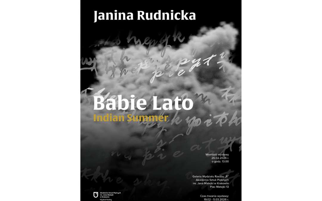 Plakat, informujący o wystawie, przedstawia szary dym pomieszany z literami na czarnym tle.